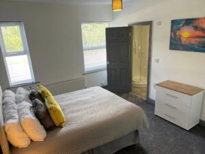 Room 4 204 Knutsford Road